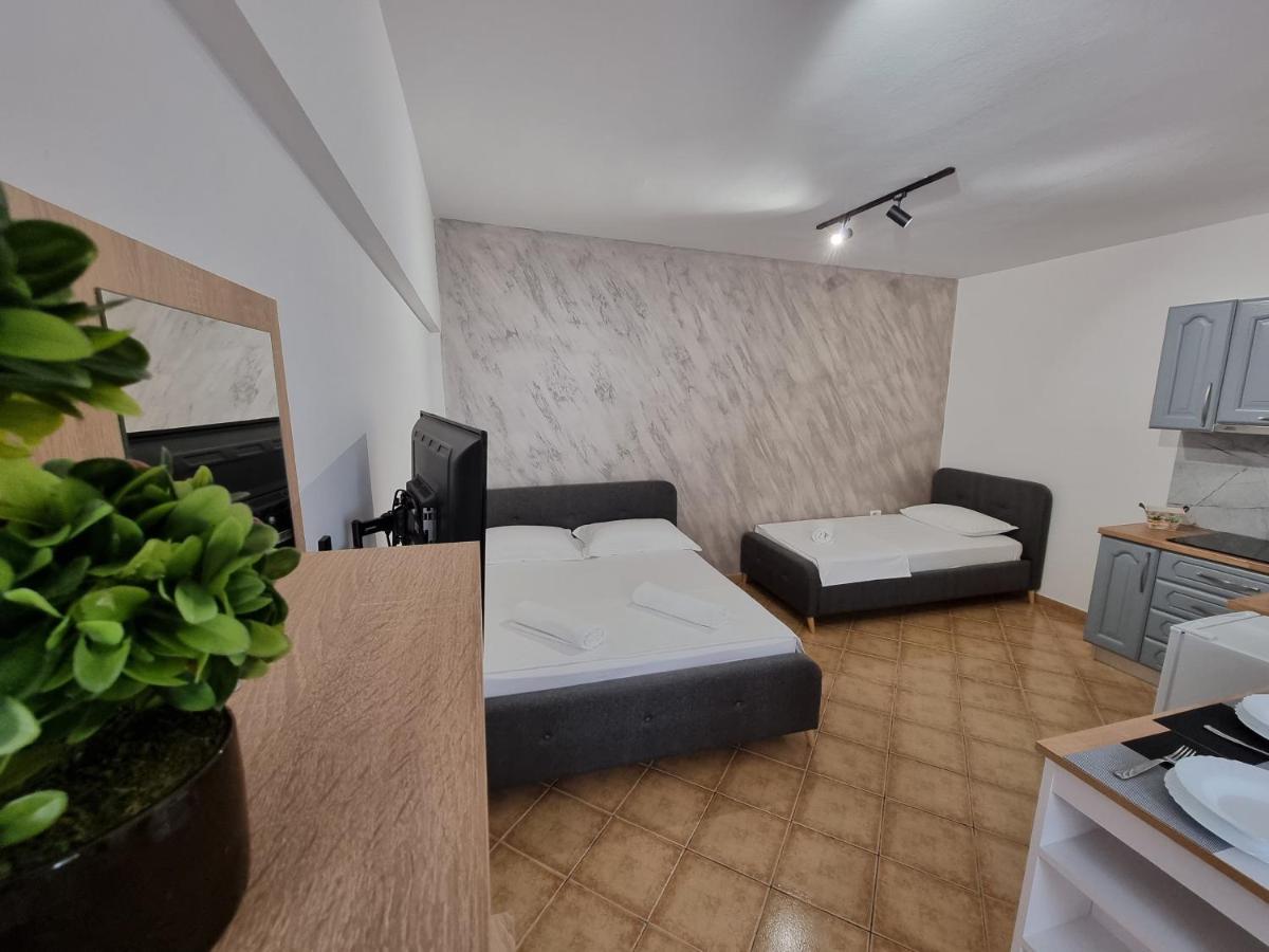 Studio Vlora Екстериор снимка