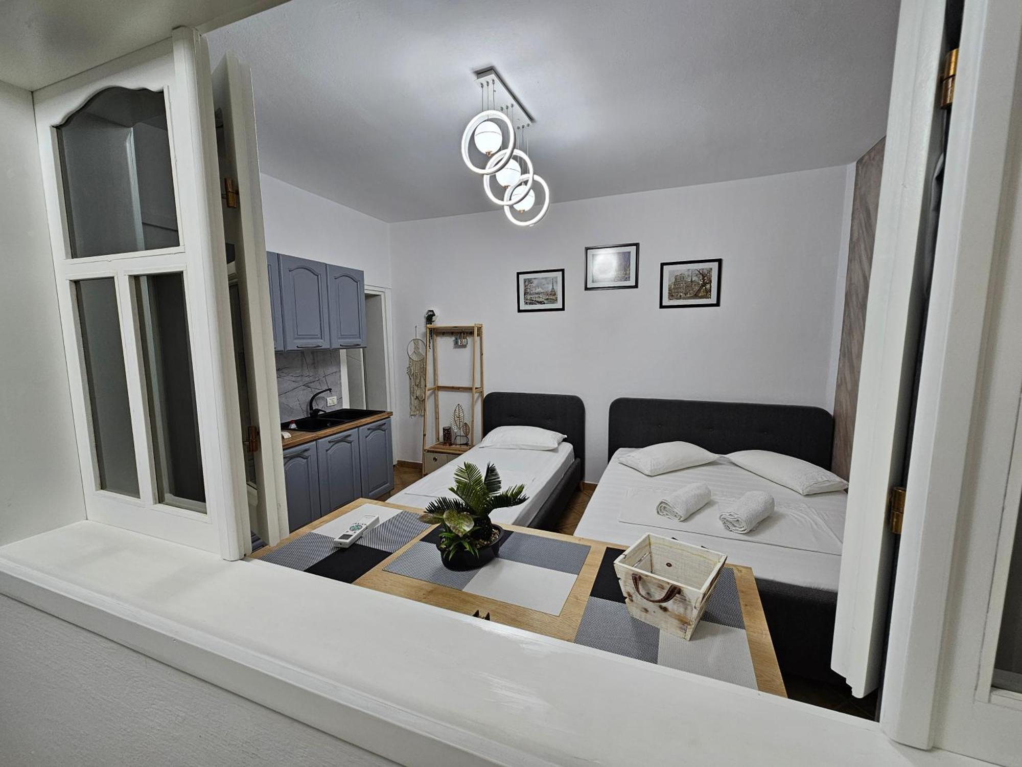 Studio Vlora Стая снимка